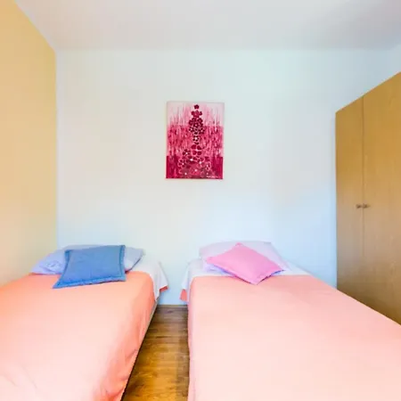 Marta Apartment Pridraga